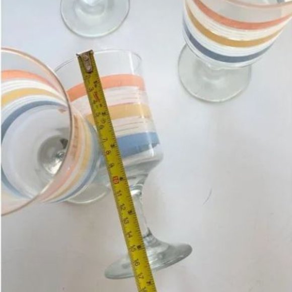 Lot of 4 Vintage Pink Blue Yellow Pastel Striped Goblets Wine Glasses - Picture 3 of 5